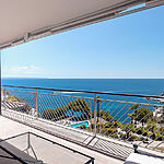 Apartment in Sol de Mallorca - Überdachte Terrasse mit Meerblick