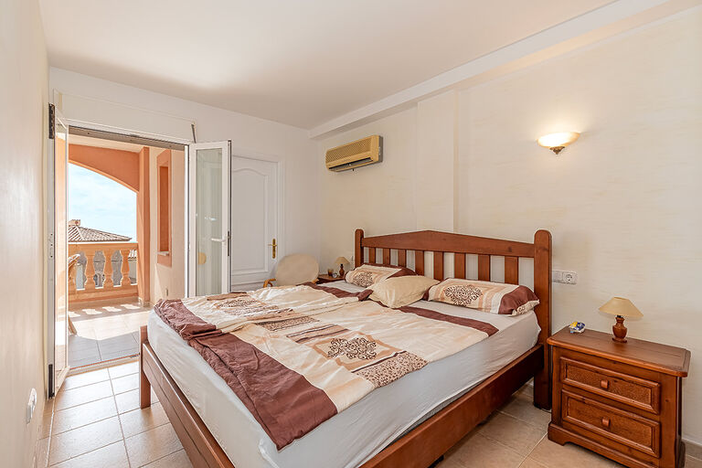 Apartment in Cala Pi - Schönes Schlafzimmer mit Zugang zur Terrasse
