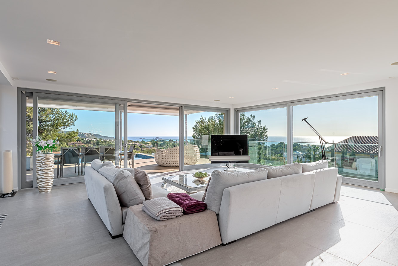Villa in Santa Ponsa - Wohnbereich mit Meerblick