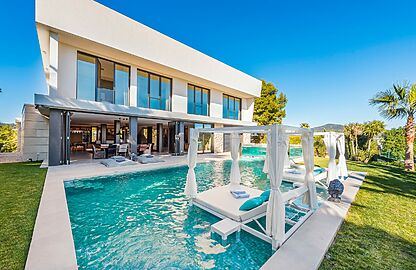 Designer Villa mit Panorama Weitblick 2