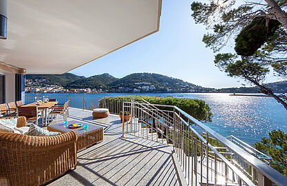 Villa in Port Andratx - Terrasse mit atemberaubendem Blick aufs Meer 