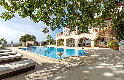 Villa in Genova - Wunderschöner Pool mit Sonnenterrasse