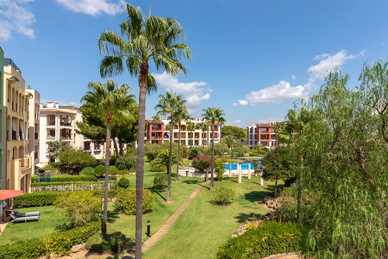 Exklusives Golf Apartment mit Panoramablick in Santa Ponsa 1