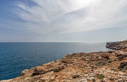 Grundstück in Cala Pi - Blick auf die Küste und das Meer