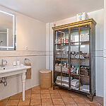Penthouse in Santa Ponsa - Gepflegtes Badezimmer mit Dusche