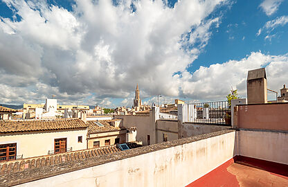 Stadtpalast in Palma - Herrlicher Blick über die Dächer von Palma