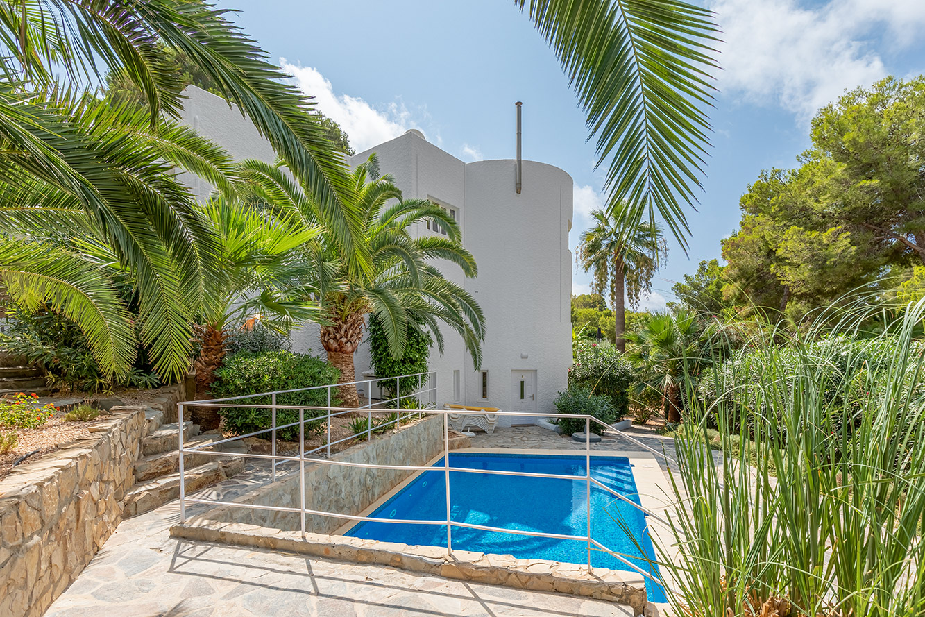 Investment Villa mit Teilmeerblick in Costa de la Calma 3