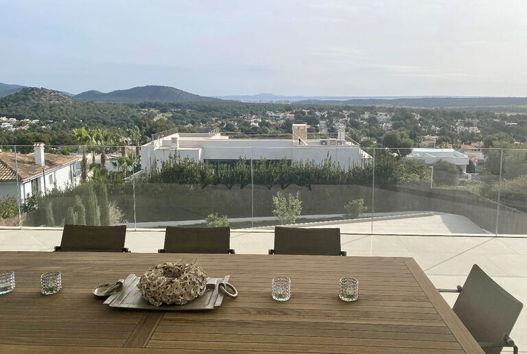 Villa in Santa Ponsa - Panoramablick von der Terrasse