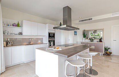 Apartment in Port Andratx - Moderne, voll ausgestattete Küche