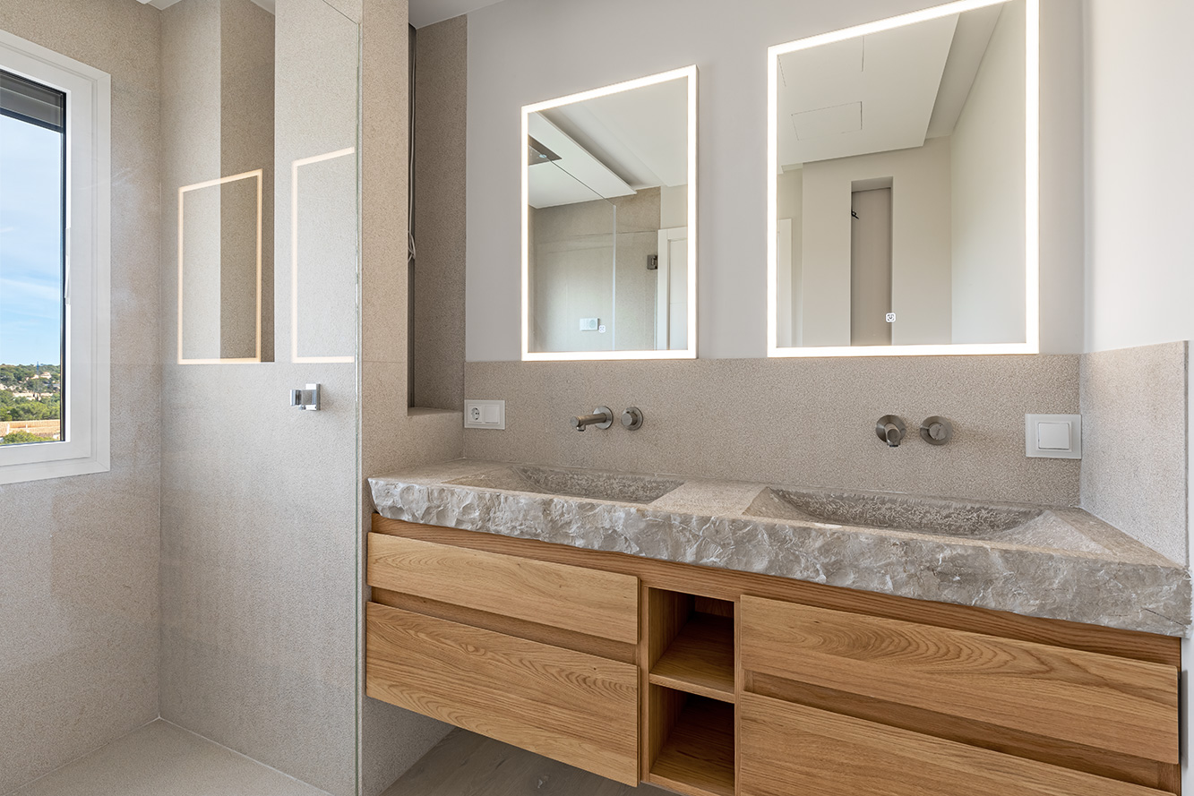 Penthouse in San Agustin - Hochwertiges Badezimmer mit Duschecke