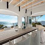 Villa in Port Andratx - Traumhaft platzierter Esstisch mit Panoramablick aufs Meer