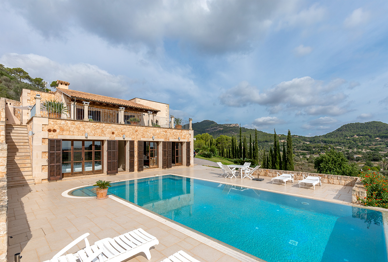 Finca in Calonge - Mediterranes Landhaus mit Pool