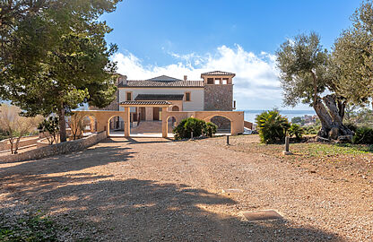 Mediterrane Villa mit Meerblick in Camp de Mar 10