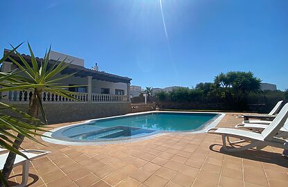 Villa in Cala D Or - Pool mit Sonnenterrasse