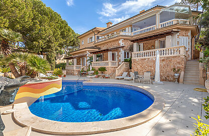Villa in Costa de la Calma - Mediterranes Anwesen mit Pool