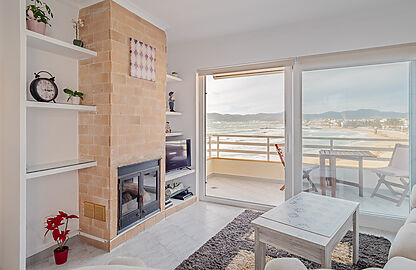 Apartment in Playa de Palma - Helles Wohnzimmer mit Kamin