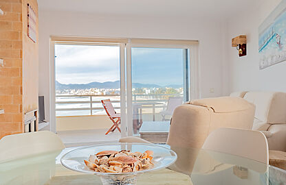 Apartment in Playa de Palma - Wohn-Essbereich mit angrenzender Terrasse