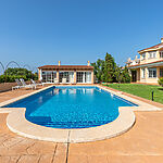 Meerblick Villa auf großem Grundstück mit Poolhaus in Sa Torre 4