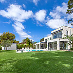 Moderne Luxus-Villa mit Pool in Sol de Mallorca 2