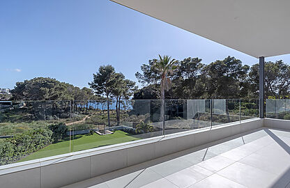 Moderne Neubau-Villa mit Meerblick in Puig de Ros 10