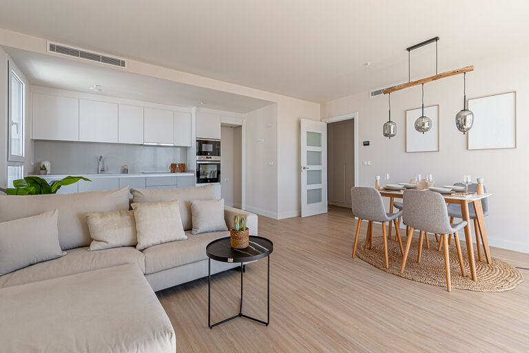 Penthouse in Palma - Moderne Wohnbereich mit Küche