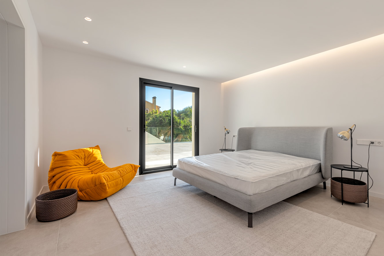 Moderne und neue Villa in exklusiver Wohnlage in Santa Ponsa 8