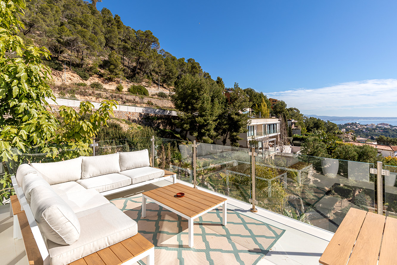 Moderne Villa  in Genova mit Blick in die Bucht von Palma 3