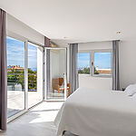 Moderne Villa in ruhiger Wohnlage mit Blick in die Bucht von Palma 10
