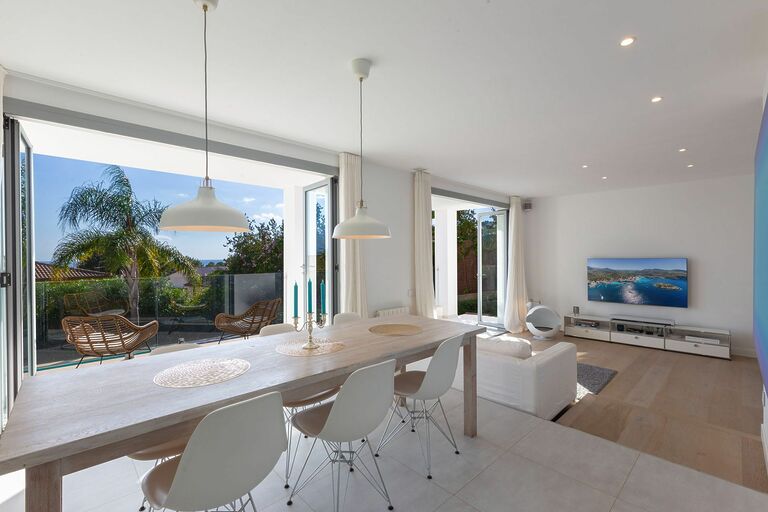 Moderne Villa mit Meerblick in Costa den Blanes 8