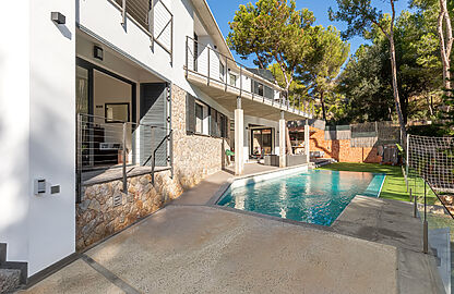 Moderne Villa mit Pool in schöner, ruhiger Wohnlage von Costa de la Calma 2
