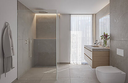 Penthouse in Cala Mayor - Modernes und zeitlos gestaltetes Badezimmer mit Naturstein