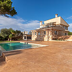Neu renovierte Villa Nahe Palma - mit Ferienvermietlizenz und Infinity Pool  1