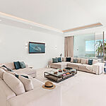 Neubau Villa mit traumhaftem Meerblick über der Bucht Cala Llamp 7