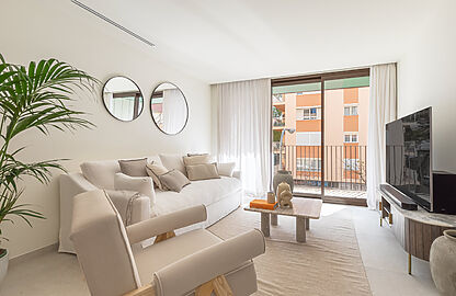 Apartment in Palma - Großzügiges Wohnzimmer mit Terrasse
