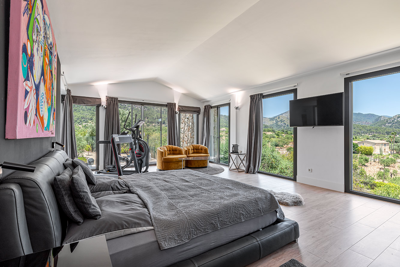 Neue Designer Villa mit Panoramablick in die Berge zum Galatzo 10