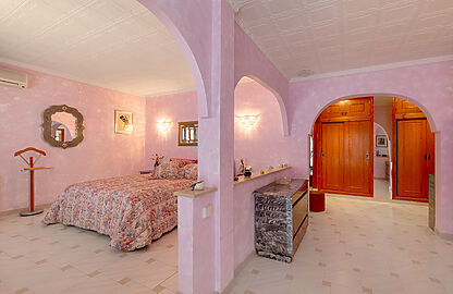Renovierungsbedürftige Villa mit Meerblick und viel Potential in Santa Ponsa 10