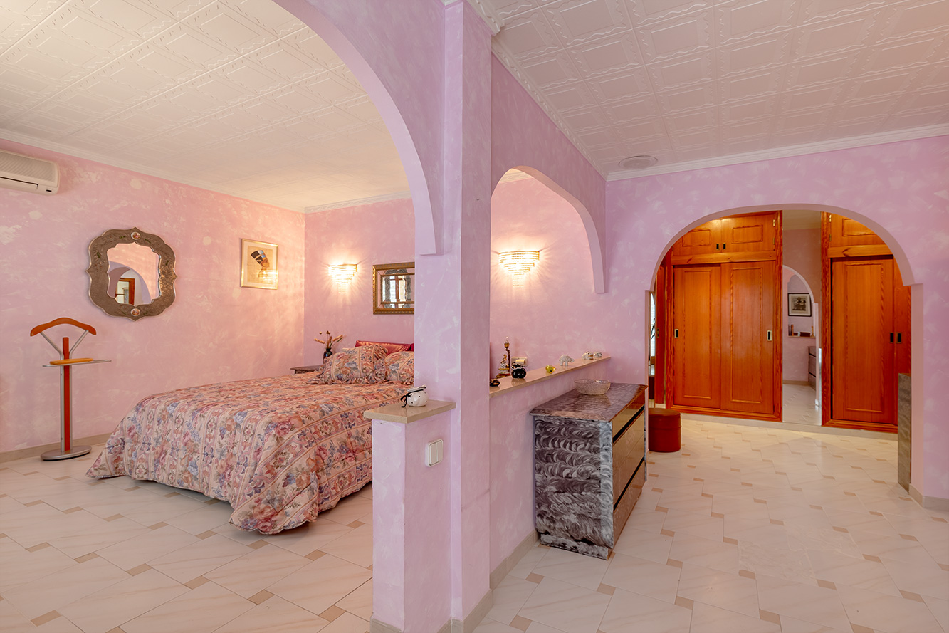 Renovierungsbedürftige Villa mit Meerblick und viel Potential in Santa Ponsa 10