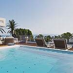 Sanierte Villa mit Meerblick in Sol de Mallorca 8
