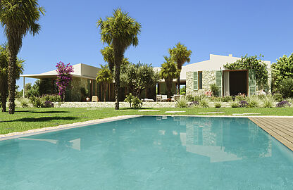 Finca in San Lorenzo - Wunderschön angelegter Außenbereich mit Pool