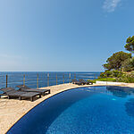 Villa in Cala Pi - Poolterrasse mit wunderschönem Blick aufs Meer