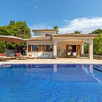 Villa in Sol de Mallorca - Mediterrane Villa mit Pool