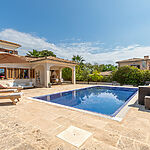 Villa in Sol de Mallorca - Haus mit vorliegender Poolterrasse